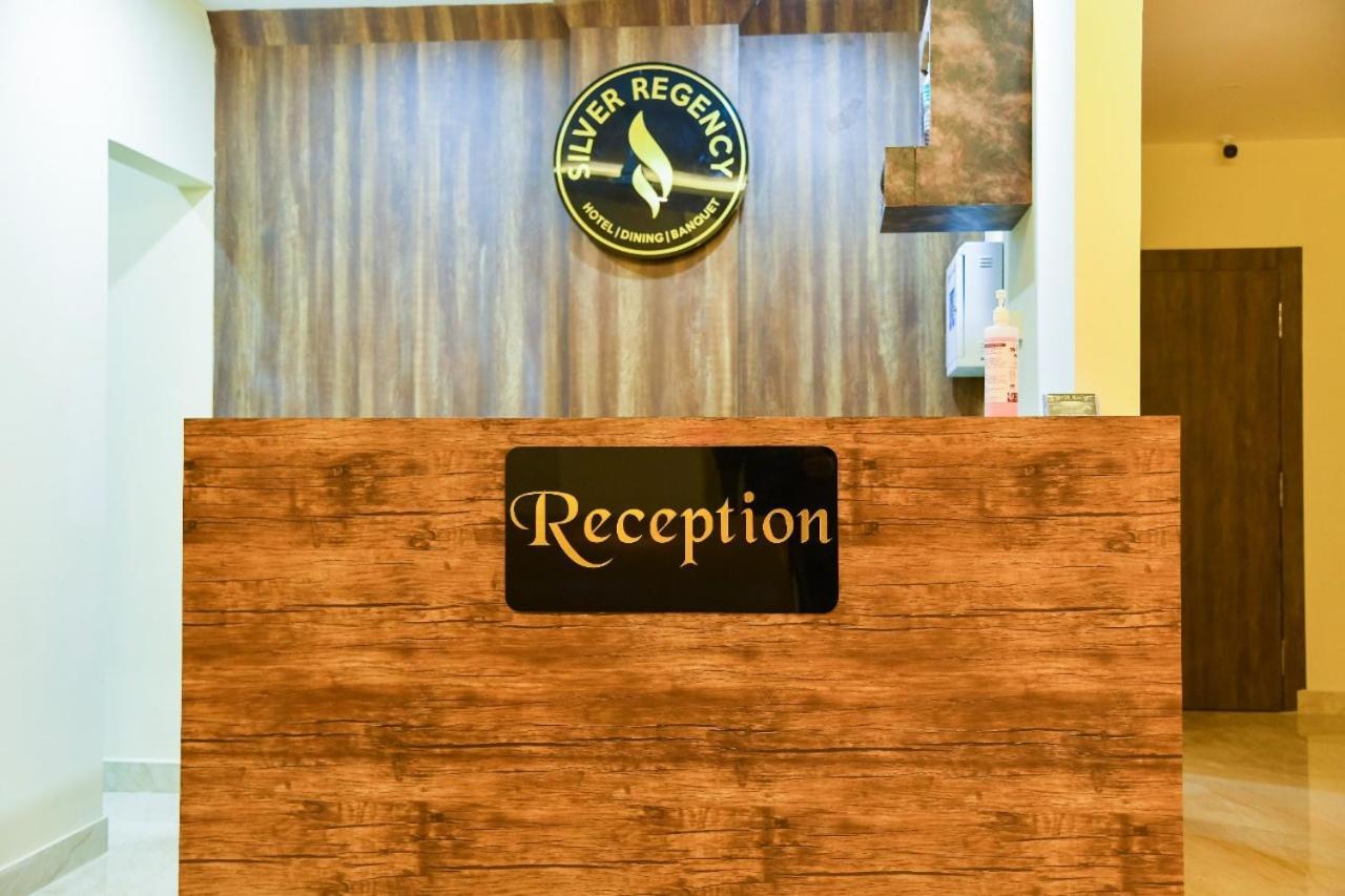 Silver Regency Guwahati Dış mekan fotoğraf