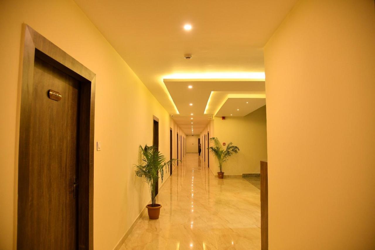 Silver Regency Guwahati Dış mekan fotoğraf