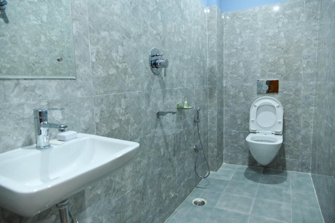 Silver Regency Guwahati Dış mekan fotoğraf