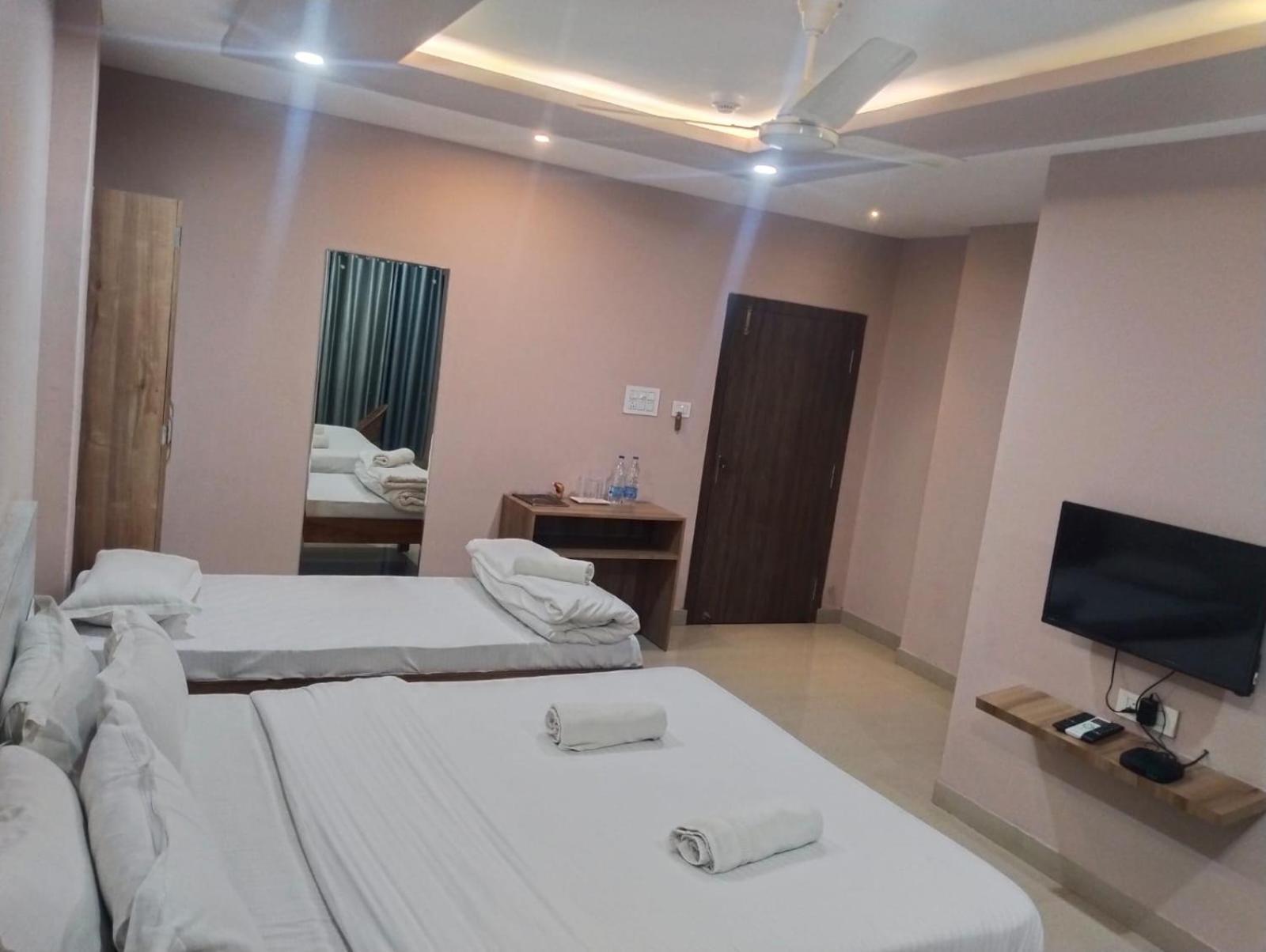 Silver Regency Guwahati Dış mekan fotoğraf